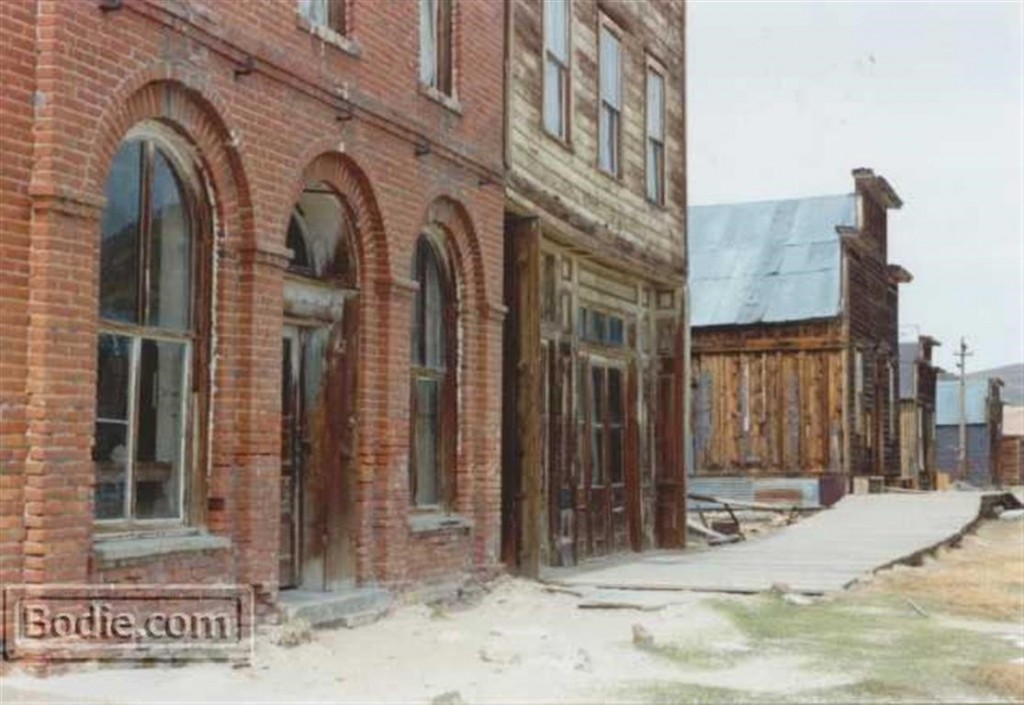 I.O.O.F. Building boardwalk | Bodie.com